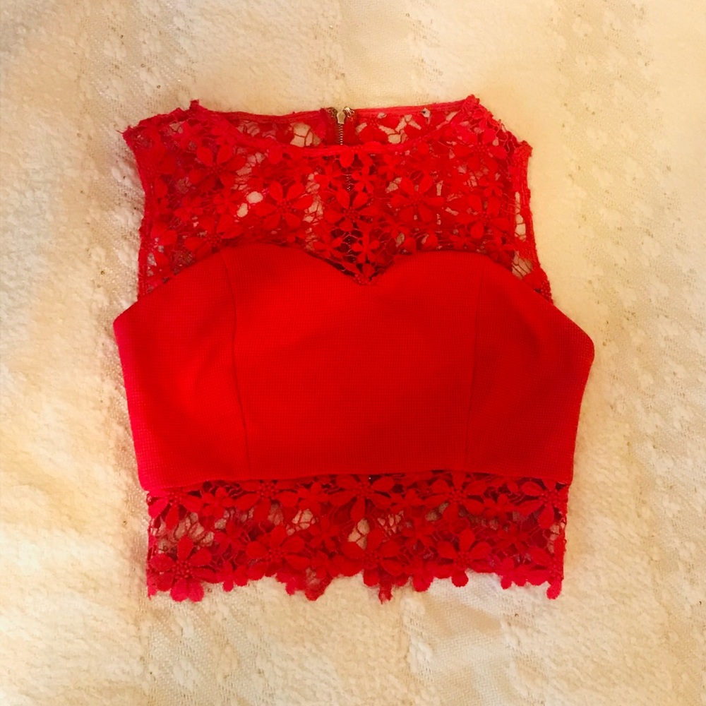 Crop top